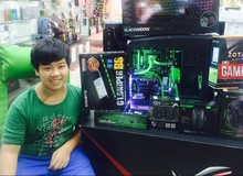 Bộ máy tính tông xanh tuyệt đẹp của game thủ nhí 14 tuổi