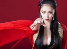 Bỏng mắt với cosplay Đông Phương Bất Bại cực gợi cảm