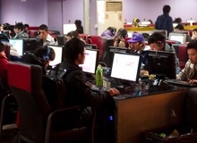 Hiểm họa trò hack tiền giờ tại các quán game Việt Nam