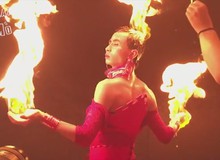 Game thủ DOTA 2 dạy làm ảo thuật với lửa để cosplay Lina