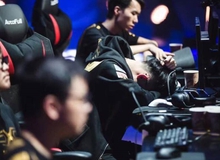 Bị chèn ép lịch thi đấu, quản lý Snake eSports lên tiếng mỉa mai ban tổ chức LPL