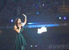 Liên Minh Huyền Thoại: Người đẹp cực giống Lâm Chí Linh trở thành MC giải LPL Trung Quốc mùa tới