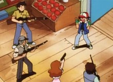 Một người vừa dùng súng bắn nhầm thanh niên lọ mọ đi bắt Pokemon GO vì tưởng ăn trộm