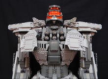 Siêu ấn tượng với mô hình LEGO của robot trong phim Pacific Rim