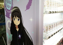 Chen chúc mua cafe "siêu đắt" dành riêng cho fan anime - manga tại lễ hội truyện tranh