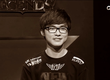 Quá tuyệt vọng khi gặp Faker, Thánh Annie đánh 1600 trận leo rank Thách Đấu của Bắc Mỹ đầu hàng luôn từ phút thứ...10