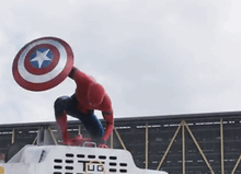 Spider-Man đã xuất hiện trong trailer mới của Captain America: Civil War