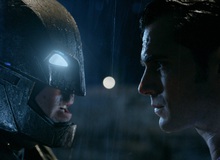 Batman V Superman: Dawn of Justice hé lộ cảnh chạm trán mới