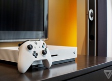 Xbox One S bất ngờ bán chạy như tôm tươi nhờ ổ cứng 2TB