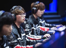 LMHT: Cuộc thanh trừng của người Trung bắt đầu, Deft và Pawn chính thức rời Edward Gaming