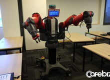 RMIT Việt Nam sắm robot tiền tỉ cho sinh viên học lập trình