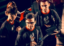 Misfits Suýt thắng SKT T1, Riot quyết định thay đổi hệ thống giải đấu LCS Châu Âu 2018