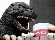Cùng ngắm nghía cửa hàng Godzilla "chính hiệu" đầu tiên trên thế giới!