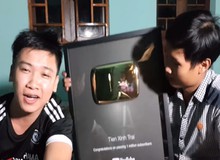 Đột Kích: Tiến Xinh Trai mừng phát khóc, cảm ơn người hâm mộ trong ngày giành nút Play mạ vàng