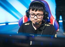 Hạ gục Faker, SofM bất ngờ "chém" Tiếng Trung như gió trước hàng ngàn fan hâm mộ xem stream