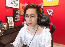 Giữ lời hứa với fan, Viruss mặc váy livestream ngay khi ca khúc mới đạt Top 1 Youtube