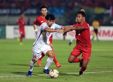 Chặng đường còn lại của AFF Cup, Công Phượng sẽ nắm giữ áo số 10 của Văn Quyết ở tuyển Việt Nam?