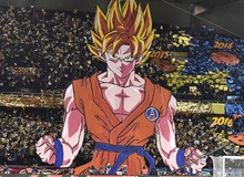Fan Dragon Ball chơi lớn: Dựng hẳn Banner Goku khổng lồ ngay trong Giải vô địch quốc gia Pháp