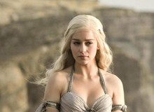 'Mẹ Rồng' Emilia Clarke chia tay cảm động với series 'Game of Thrones'