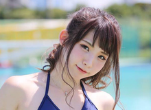 Bỏng mắt với bộ ảnh bikini gợi cảm từ Enako - cosplayer số 1 Nhật Bản