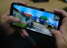Nắn tận tay ROG Phone 2: Smartphone gaming hơn 20 triệu liệu chơi có sướng như lời đồn