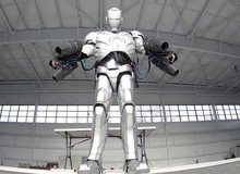 Đây là bộ giáp Iron Man đời thực làm từ titan in 3D: bay bằng 5 động cơ phản lực, chống được cả bom đạn