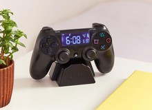 Sắm ngay cho mình một chiếc đồng hồ báo thức phong cách tay cầm PS4 nếu bạn là một game thủ thức khuya cày game