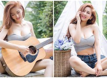 Gục ngã trước đôi gò bồng đảo xinh đẹp của cô nàng hot girl đa tài, đánh đàn cực hay