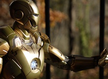Chiêm ngưỡng mô hình Iron Man mạ vàng "kịch độc"