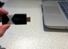 Máy tính nhỏ bằng USB chạy Android trên nhiều loại màn hình