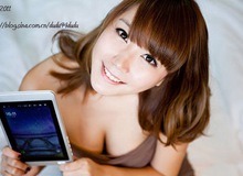 Bỏng mắt với người đẹp và... tablet