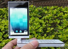 Sharp ra mắt smartphone Android nắp gập, LG sản xuất điện thoại màn hình 4,3 inch?