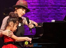 Cô bé mù chơi Piano điêu luyện như Mozart