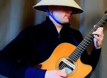 Đội nón lá, đánh "nhạc sàn" bằng guitar cực đỉnh