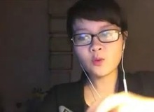 Nữ game thủ Việt hát nhạc chế gây sốt
