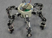 Nhật Bản giới thiệu robot 6 chân siêu độc đáo