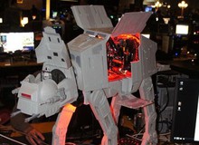 Độc đáo case máy tính độ của AT-AT cho các tín đồ Star Wars 