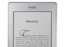 Amazon giới thiệu 2 mẫu máy đọc sách điện tử Kindle mới