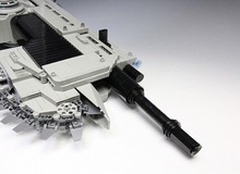 Mô hình “hàng khủng” của Gear of War làm từ LEGO