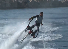 Flyboard, tiền thân của bộ giáp Iron Man ngoài đời thực