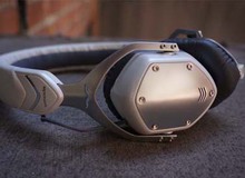 V-Moda ra mắt tai nghe M-80 phiên bản "ngọc trai"