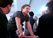 Mark Zuckerberg trở thành người giàu thứ 3 trong lĩnh vực CNTT