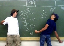 Những trò nghịch ngợm khó đỡ trong lớp học