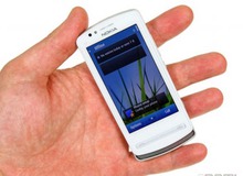 [Đánh giá] Nokia 700: Nhỏ và nhanh