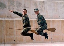 Tuyển tập hình ảnh cực hài hước trong quân đội các nước