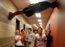 Những trò đùa khó đỡ của sinh viên