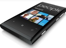 Nokia Lumia 800 sẽ sớm được "vá" lỗi về pin