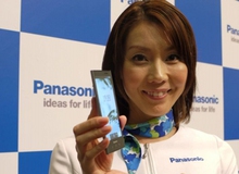 Panasonic giới thiệu smartphone Android 4.3 inch siêu mỏng