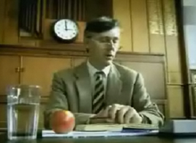 Tại sao cần ký tên khi nộp bài? Tại có những học trò "quái vật" như thế này!