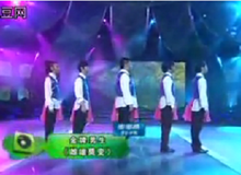 Clip nhảy "không cười không phải là người "